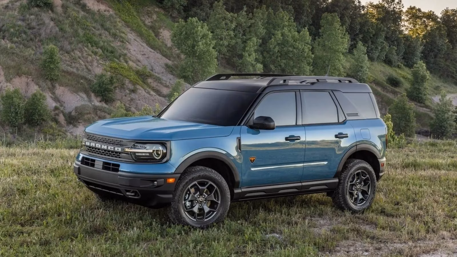 2025-compact-suvs-that-ll-make-you-regret-your-purchase-instantly-image-0