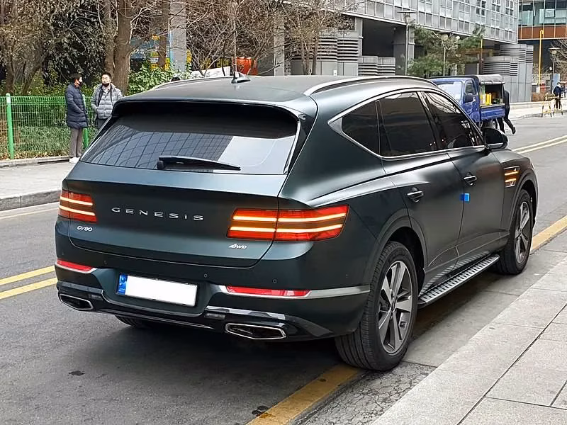 hybrid-vs-gas-only-my-2026-take-on-the-ultimate-suv-showdown-image-1