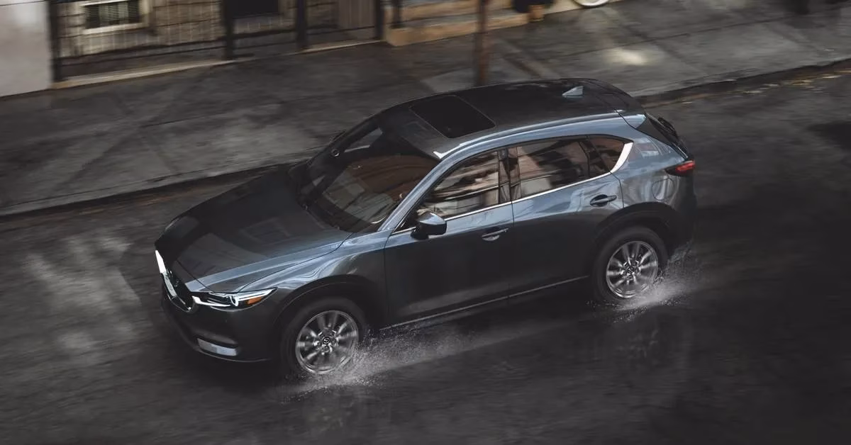 why-the-mazda-cx-5-still-reigns-as-the-crossover-emperor-in-2026-image-0